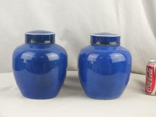 Good Pair 19th C Chinese Porcelain Powder Blue Jars And Covers - Circle Marks