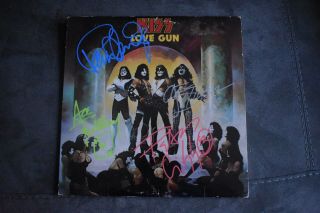 Kiss Love Gun 12 " Vinyl Record Lp Gene Simmons Paul Stanley Ace Freeley Cd