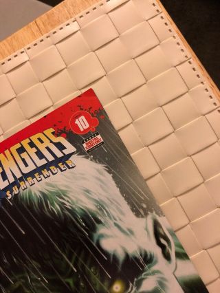 Avengers 684 (1st Immortal hulk,  1st print) 4