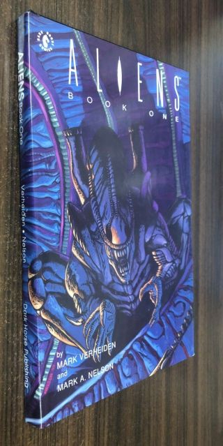 Aliens Book One Hardcover - - 1990 Dark Horse - - Oop Hc