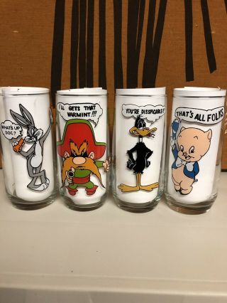Looney Tunes Pepsi 1966 Collectors Glass Porky Pig Bugs Bunny Daffy Yosemite