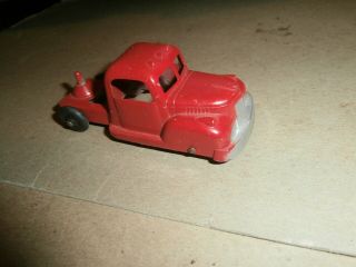 Vintage Tootsietoy Metal Red Truck Tractor Trailer Front Puller