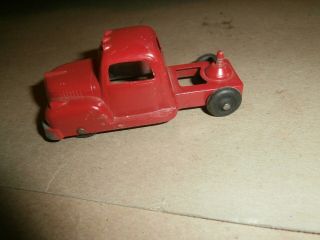 VINTAGE TOOTSIETOY METAL RED TRUCK TRACTOR TRAILER FRONT PULLER 3