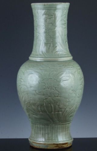 Large 14/15thc Chinese Ming Dynasty Longquan Celadon Glazed Peony Vase