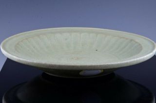 RARE 14/15THC CHINESE MING DYNASTY LONGQUAN CELADON GLAZED CARVED LOTUS PLATE 5