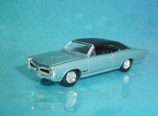 1966 Pontiac Gto Limited Edition 1/64 Diecast Model Car Opening Hood Blue