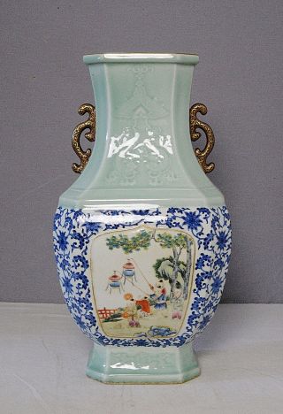 Large Chinese Famille Rose Porcelain Vase With Mark M2097