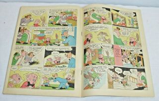 PORKY PIG ' S ADVENTURES IN GOPHER GULCH COMIC BOOK NO.  122 1946 DELL 3