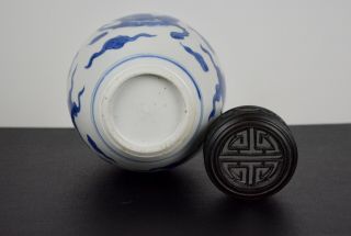 Antique Chinese Blue And White Kangxi Porcelain Chilong Jar,  Wood Cover 8