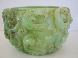 LARGE VERY HEAVY CHINESE ANTIQUE CAVRED JADE DRAGON BOWL 5