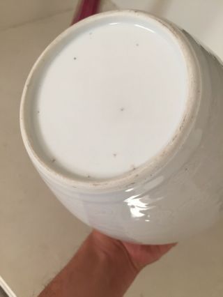 Vintage White Ornamental Chinese Porcelain Urn Jar With Hand Carved Wind Pattern 9