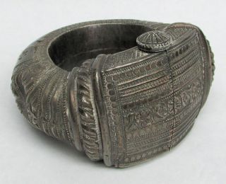19th CENTURY INDIA SILVER ANTIQUE LARGE HEAVY ORNATE TRIBAL BRACELET ANKLET 2