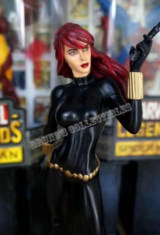 Bowen Designs Black Widow Statue Modern Version From The Avengers