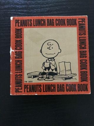 Peanuts Lunch Bag Cook Book,  1st Edition Vintage,  By Charles Schulz