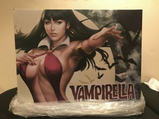 Vampirella Exclusive Premium Format Statue Sideshow Brand