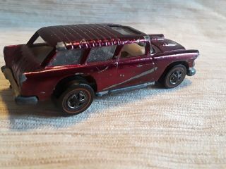 1969 - 70 Hot Wheels Redline Classic Nomad (Purple). 3