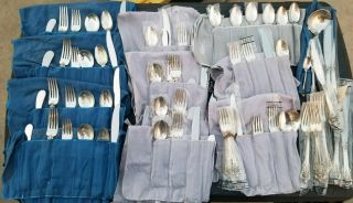 Gorgeous Wallace Grand Baroque 80 Piece Sterling Silver Flatware Setting
