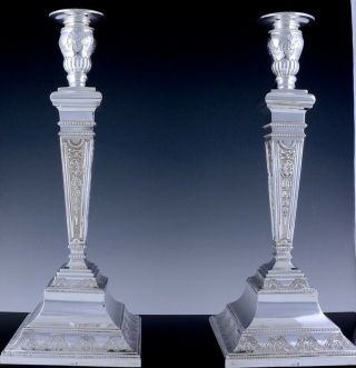 MAGNIFICENT LARGE PAIR 20thC GEORGIAN NEO CLASSICAL STERLING SILVER CANDLESTICKS 2