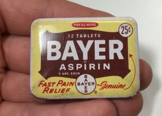 Vintage Bayer Aspirin Advertising Medicine Tin