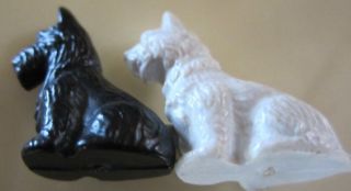 Scottie/scotty Dog Pin Vintage One Black And One White Tiny 1 1/2”