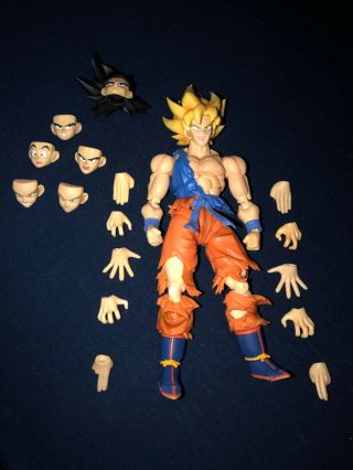 Sh Figuarts Dragon Ball Z Saiyan Son Goku Figure Complete Figure