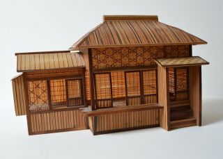 vintage MINIATURE JAPANESE HOUSE intricate wooden sliding doors 2