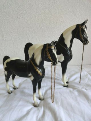 2 Vtg 50’s Horses Black & White Plastic Figures 10” X 12” & 8” X 7” Lovely