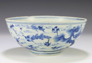 Antique Chinese Blue and White Porcelain Bowl with Birds 2