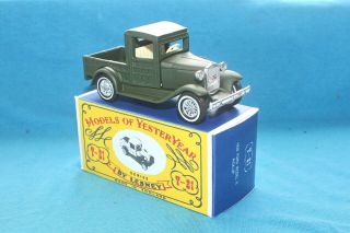 Matchbox Yesteryear Y21 - 1 Ford Model A Woody Pick - Up (1930) - Code 3 (d09)