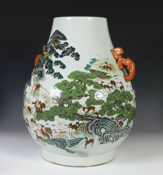 Large Important Antique Chinese Hu Form Porcelain Vase in 100 Deer Pattern 2