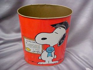 Vintage 1969 Cheinco Peanuts Snoopy Charlie Brown Wastebasket / Metal Trash Can