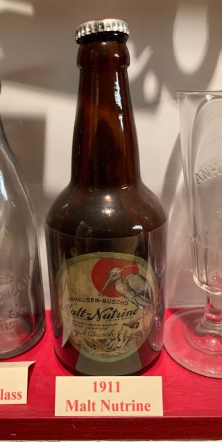 1911 Anheuser Busch Malt Nutrine Bottle
