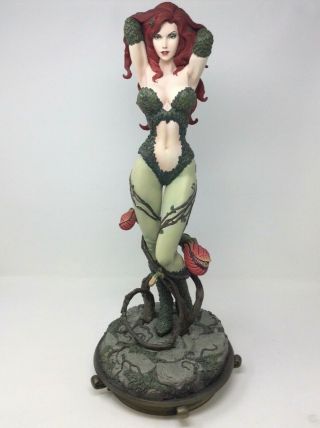 Sideshow Collectibles Poison Ivy Premium Format Dc Statue