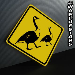 Goose Crossing Sign Aluminum Metal Collectible Geese Funny Barn Farm Duck