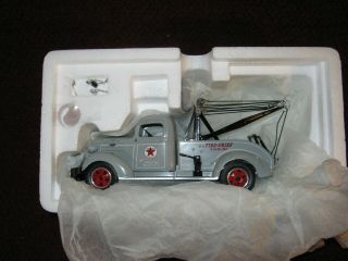 First Gear 1937 Chevrolet Tow Truck 1/30 Scale Texaco Brand Petroleana