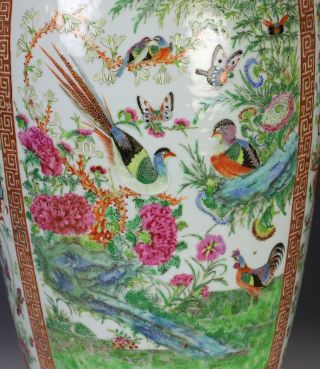 Large Antique Chinese Rose Mandarin Porcelain Baluster Vase - 19c 8