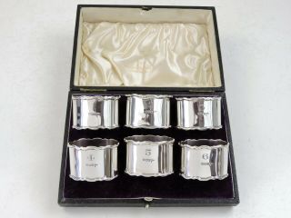 Cased Set Of 6 Silver Napkin Rings Sheffield 1913 Walker & Hall Serviette Holder