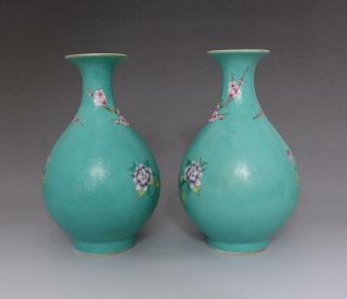 OLD RARE PAIR CHINESE FAMILLE ROSE PORCELAIN VASES QIANLONG MARKED (E81) 2