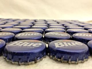 Labatts Blue Beer Bottle Caps Crowns 100 - 200 Not Bent,  Not Dented And Not Stinkin