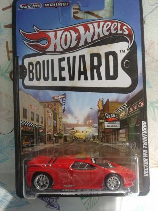 Hot Wheels 1/64 Boulevard Real Raiders Ahead Of Its Time Vector W8 Twinturbo A