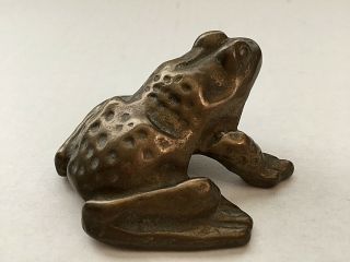Vintage Small Brass Frog Figurine Paper Weight Home Decor