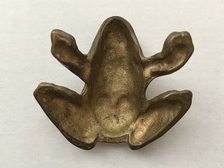 Vintage Small Brass Frog Figurine Paper Weight Home Decor 4