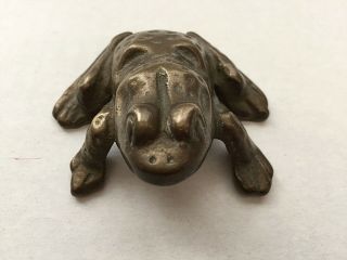 Vintage Small Brass Frog Figurine Paper Weight Home Decor 5