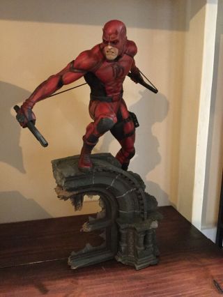 Sideshow Premium Format 1/4 Scale Daredevil Statue