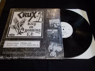 CRUX / CRASH - KEEP ON RUNNING / FIGHT FOR YOUR LIFE 1982 NO FUTURE SPLIT EP EX 3