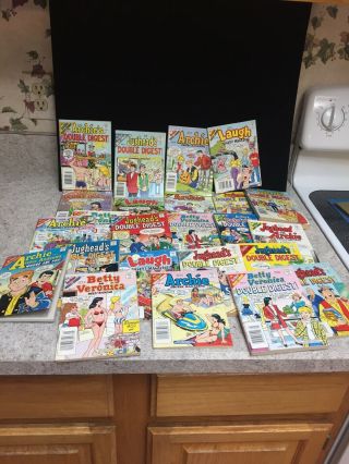 24 Vintage Archie Comic Books - Double Digest - Betty - Veronica - Jughead (bk5)