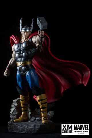 Xm Studios Thor 1/4 Statue Figure & With Coin