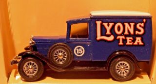 Vintage 1930 Ford Model A Matchbox Models Of Yesteryear Diecast 1:40 Lyons Tea