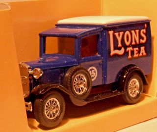 Vintage 1930 Ford Model A Matchbox Models Of Yesteryear DieCast 1:40 Lyons Tea 3