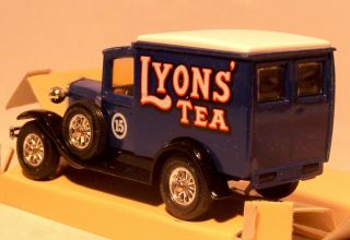 Vintage 1930 Ford Model A Matchbox Models Of Yesteryear DieCast 1:40 Lyons Tea 5